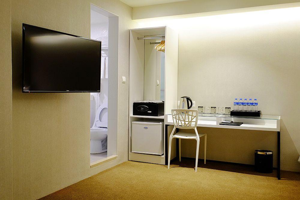 Hotel Puri Taipei Station Branch Extérieur photo