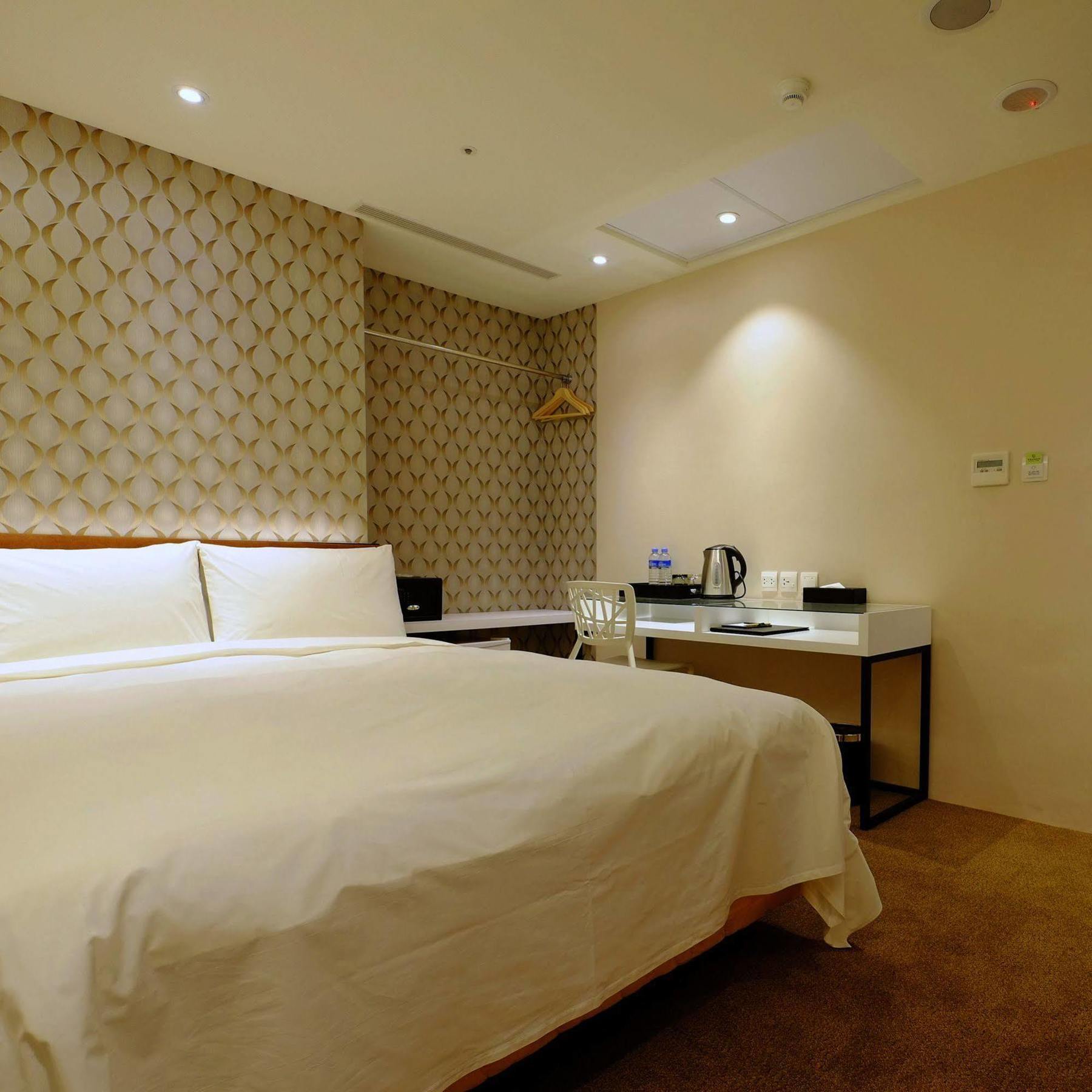 Hotel Puri Taipei Station Branch Extérieur photo