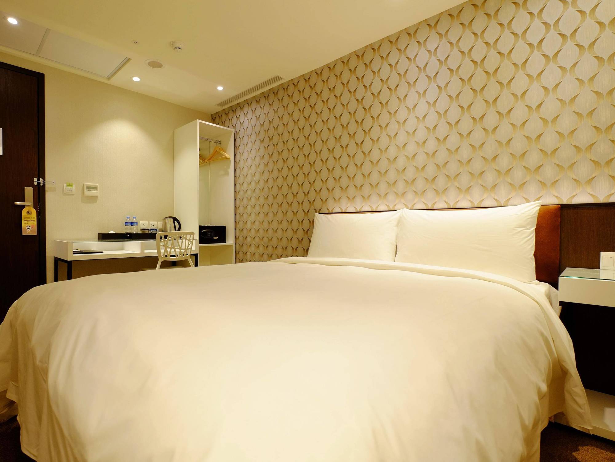 Hotel Puri Taipei Station Branch Extérieur photo